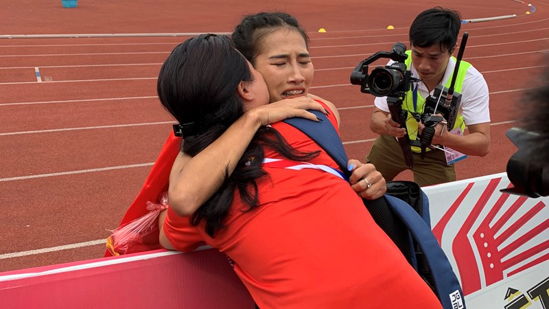 Khuất Phương Anh mất 6 năm để khẳng định mình hình ảnh 2 Phương Anh, môn điền kinh SEA Games 31, điền kinh Việt Nam, lịch thi đấu SEA Games 31, bảng xếp hạng SEA Games 31, HLV Nguyễn Thị Bắc, SEA Games 31