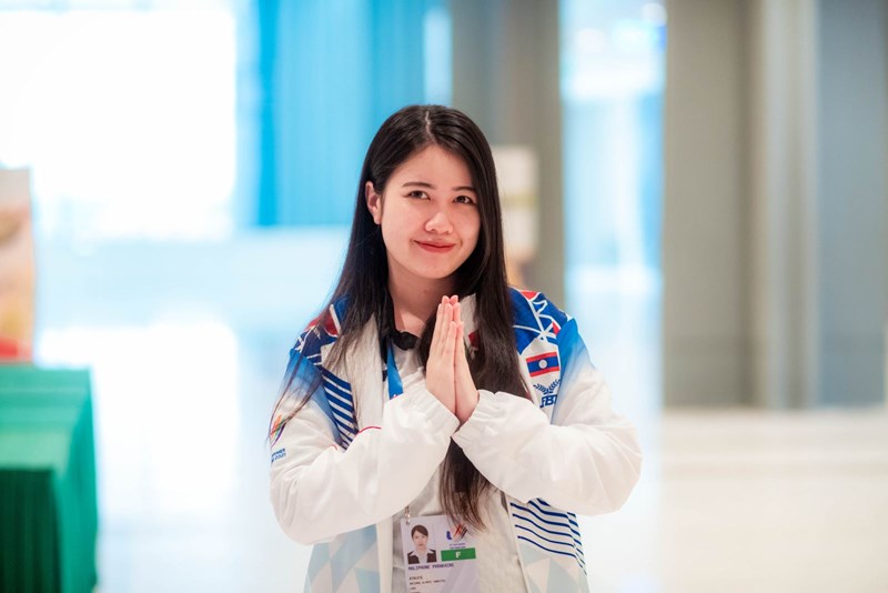 Nữ tuyển thủ ESports của Lào hút hồn CĐV với ngoại hình xinh xắn dễ thương hình ảnh 4 Chú thích ảnh