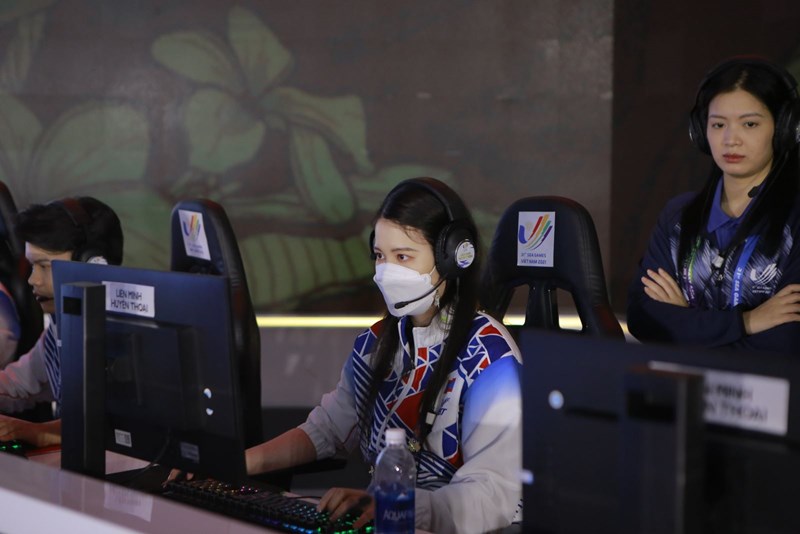 Nữ tuyển thủ ESports của Lào hút hồn CĐV với ngoại hình xinh xắn dễ thương hình ảnh 3 Chú thích ảnh