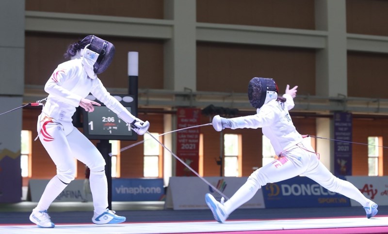 Fencers begin competitions at SEA Games 31, with eyes on medals hinh anh 2
