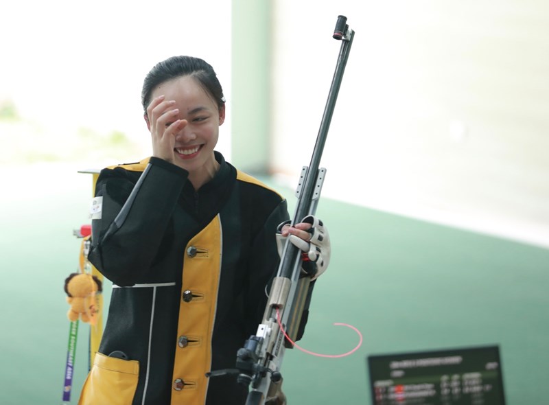Vietnam claims fifth gold shooting medal hinh anh 1